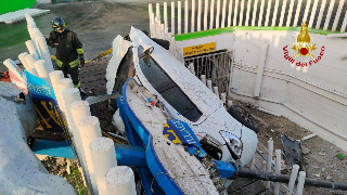 Altidona – Scontro tra auto: una finisce nel camping, eliambulanza atterra sulla SS16